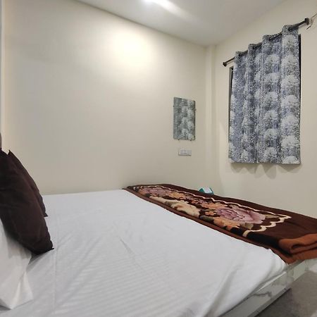 Geeta Homestay Ujjain Εξωτερικό φωτογραφία