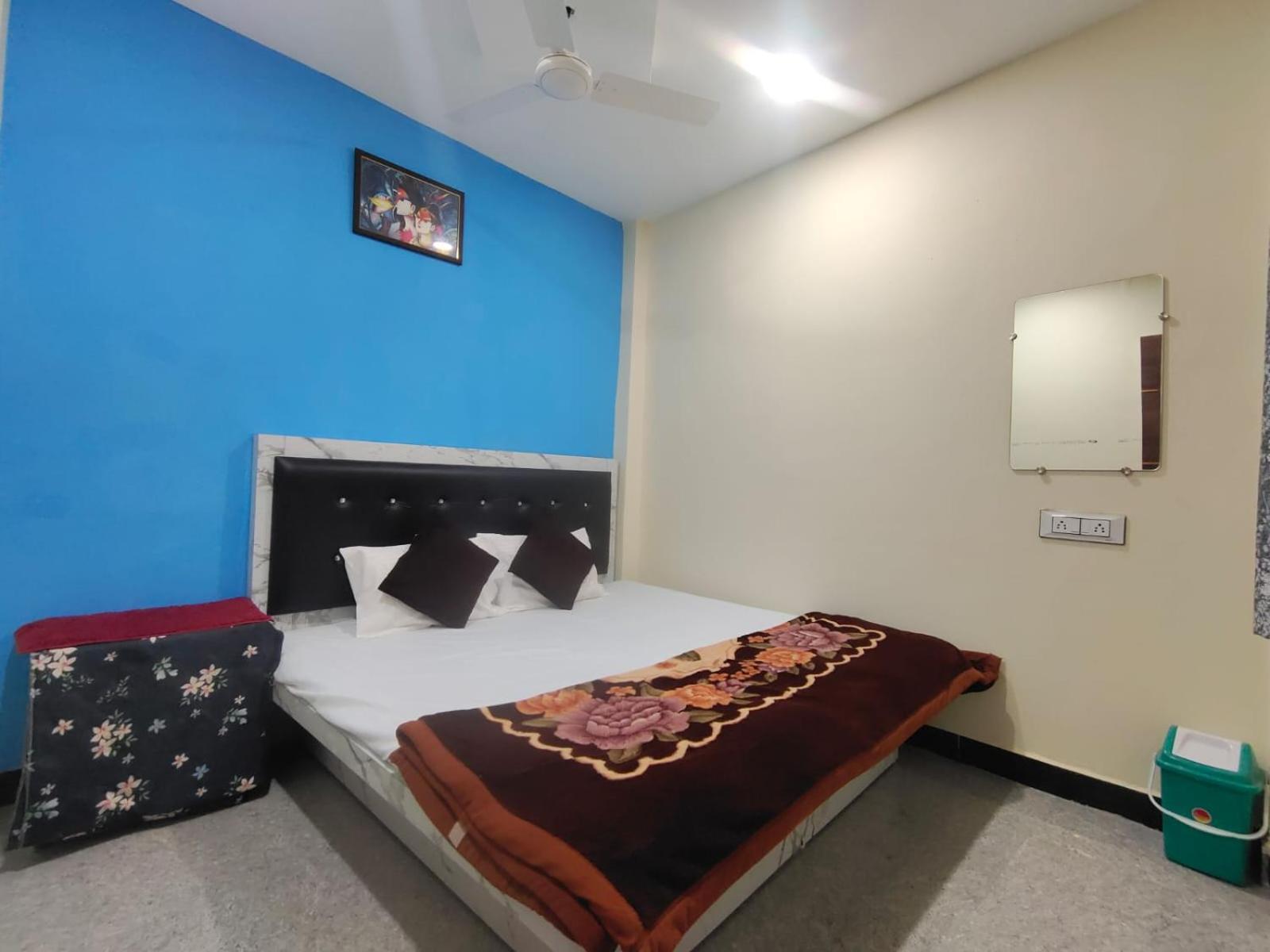 Geeta Homestay Ujjain Εξωτερικό φωτογραφία
